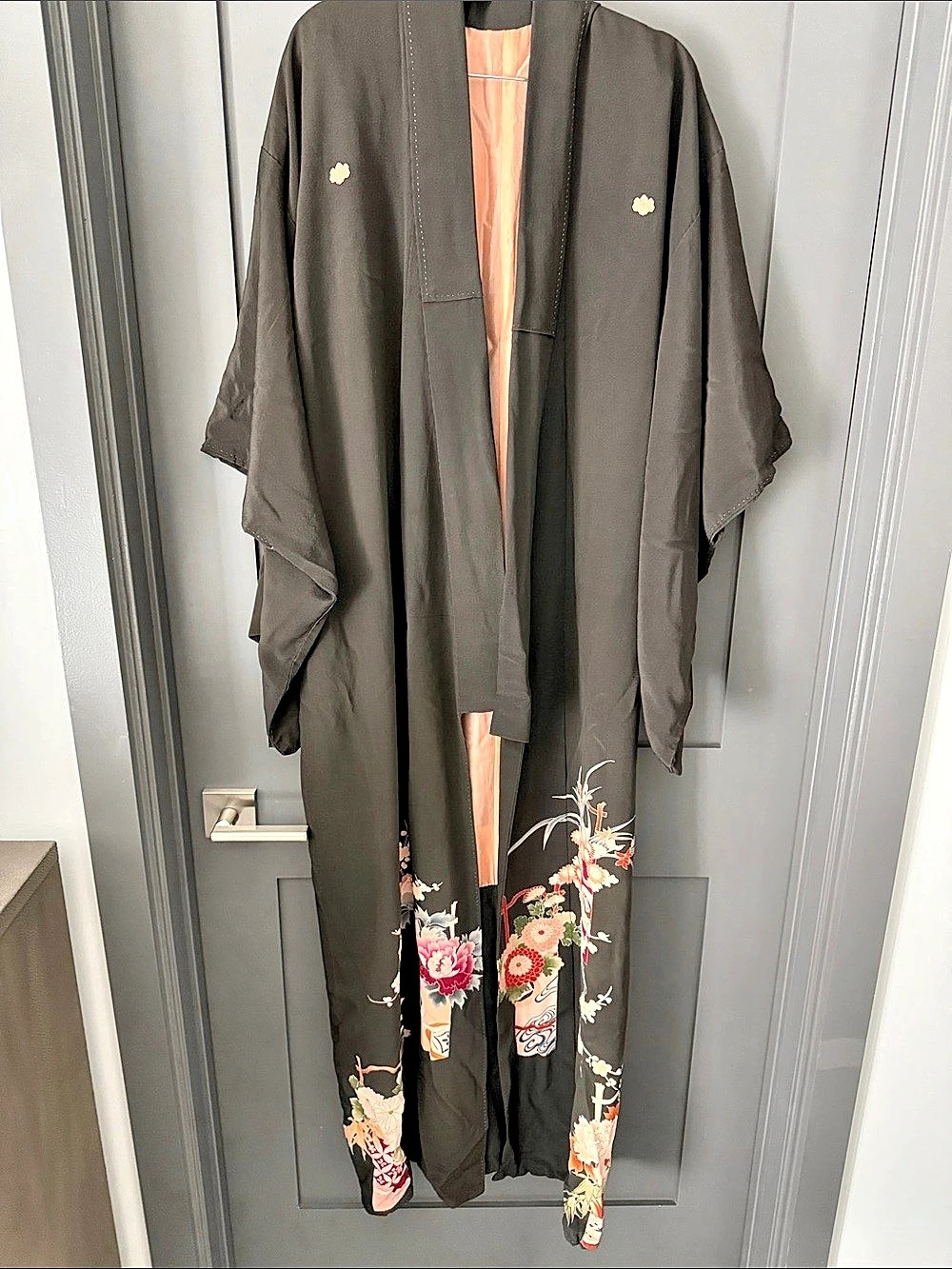 Embroidered Long Kimono in Black